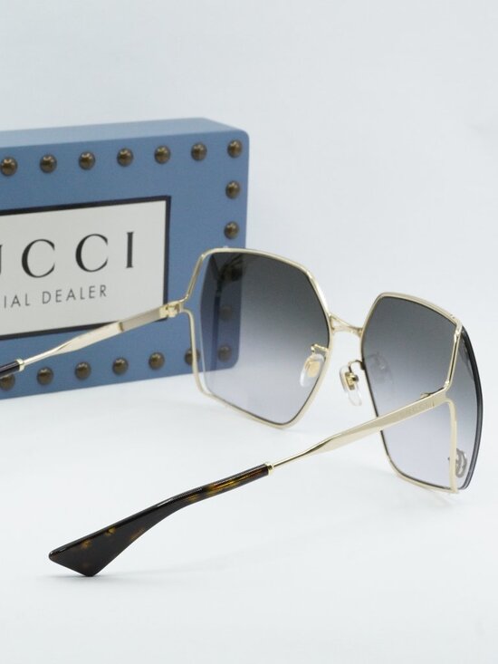 Gucci GG0817S 006 Geometric Sunglasses - Gold\\Grey main image 5